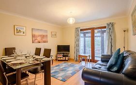 Colborne - Self Catering Holiday Home Close To Poole Quay